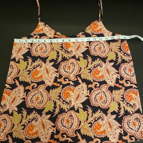 LOFT RUFFLE V-NECK CAMI SIZE S - Picture 5 of 5